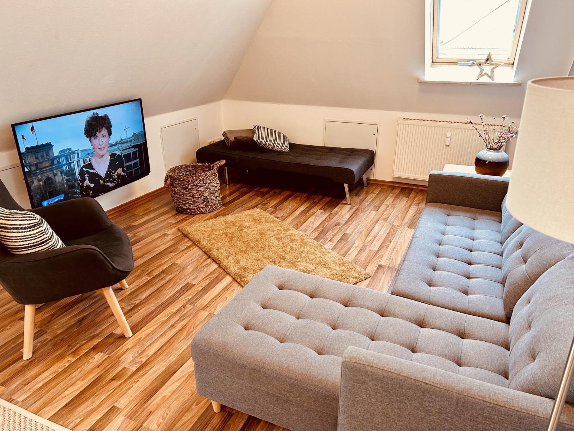 Casa Rehse: Modern With Self-check-in & Free Parking Apartment *