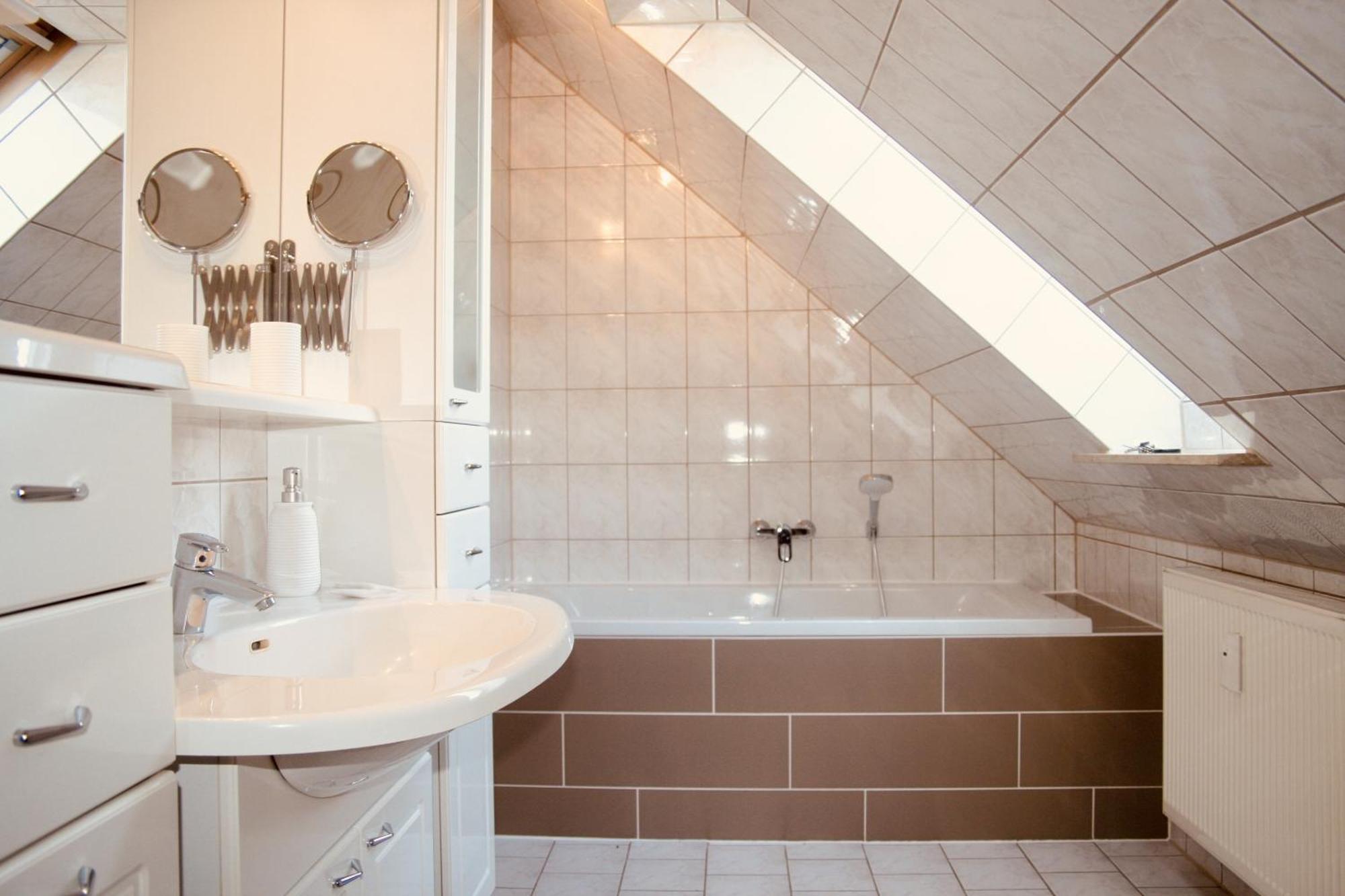 Casa Rehse: Modern With Self-check-in & Free Parking * Erfurt